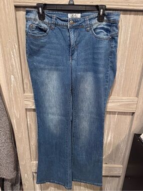 Women’s Blue Wide Leg Jeans - Casual Flare